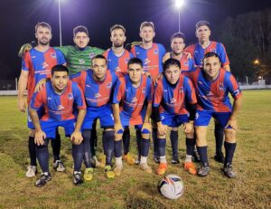 1aba42a7-c595-4c53-8350-893250c78bd8-300x231 Barracas se trajo una muy buena ventaja de Carabelas: venció 2 a 0 a Unión en la ida