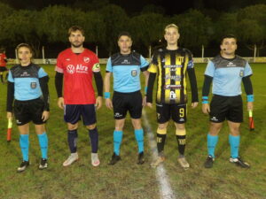102_8044-300x225 Provincial de Pergamino se impuso al "mix" de Racing en el debut del Torneo 6 Ligas