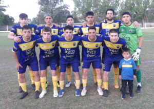 102_8442-scaled-e1697291374367-300x213 Porteño goleó a El Fortín en la Mitre y es líder en soledad del Torneo Local