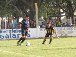 102_8470-300x225 Racing venció a 9 de Julio y junto a Porteño son líderes del Torneo Local 2023