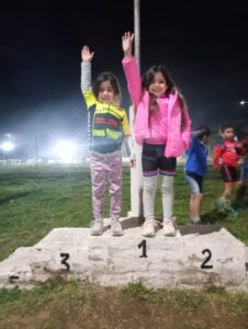 f1574d3d-0337-4228-b124-7b201c5933eb-226x300 Comenzaron las competencias nocturnas de ciclismo en la pista de 9 de Julio