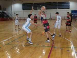 102_8641-300x225 Círculo Italiano cayó en la revacha y se despidió de la temporada; Argentino semifinalista