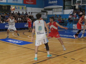 102_8672-300x225 Alianza no pudo en el tercero y quedó eliminado; Sirio es semifinalista del Clausura