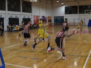 102_8798-300x225 En suplementario, Comunicaciones le volvió a ganar a Sportivo Rojas y es finalista