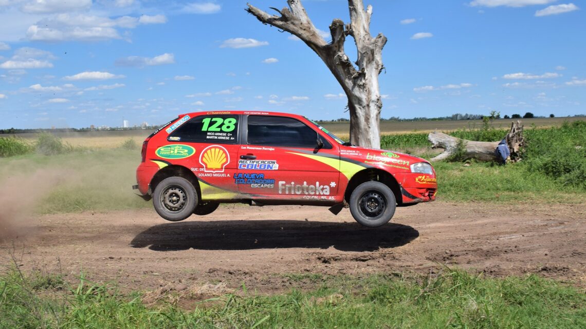 Fin de temporada para el Rally Santafesino y debut como piloto para Nicolás Arnese