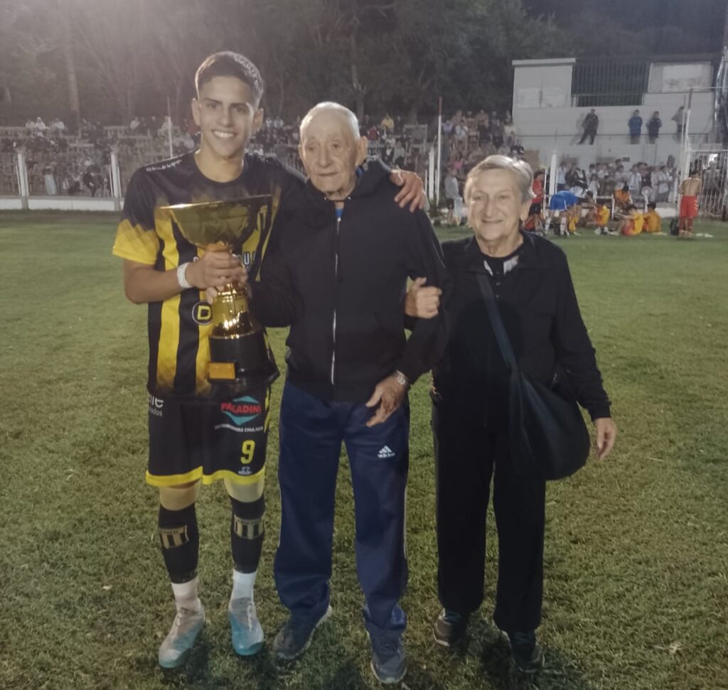 66fceabb-1994-445f-8d5b-9b08cb6c489f-e1704030474189-1024x971 En Reserva, el campeón fue Racing: por penales superó a Barracas en la Plaza Mitre