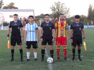 102_8907-300x225 Zona 15: triunfo ante Argentino de Rojas y punta para Barracas; Racing empató en Pergamino