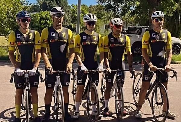 El equipo Fornara Construcciones formó parte de la 33ª Vuelta Chaná en Uruguay