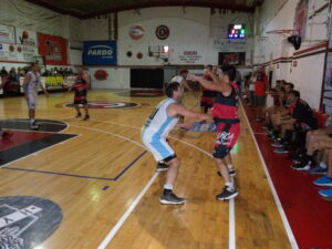 102_9097-300x225 El Derby colonense que abrió la temporada oficial de Segunda fue para Alianza