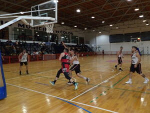 102_9190-300x225 Sportivo Rojas impuso condiciones y venció a Círculo Italiano en la Villa Deportiva