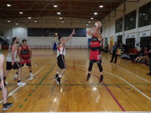 102_9192-300x225 Sportivo Rojas impuso condiciones y venció a Círculo Italiano en la Villa Deportiva