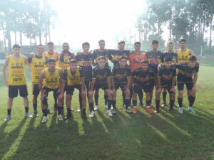 102_9279-300x225 Barracas sigue invicto y dio un gran paso como local ante Independencia