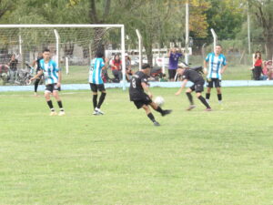 102_9358-300x225 Porteño festejó en el "Desierto": triunfo en un duelo picante ante 9 de Julio