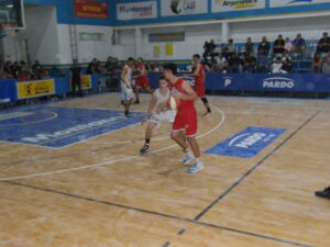 102_9366-300x225 La última bola fue de Alianza y "Las Águilas" festejaron frente a Sirio Libanés