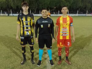 93dc202e-584e-42b2-88e0-08057864b381-300x225 Nada por aquí, nada por allá: empate sin goles en el clásico que abrió el Torneo 3 Ligas