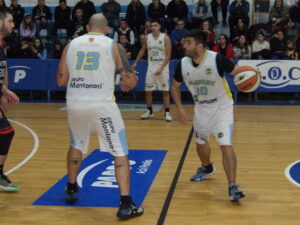102_9616-300x225 Derby teñido de amarillo y celeste: Alianza mostró superioridad y venció a Círculo Italiano