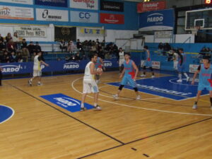 102_9689-300x225 Una de cal y otra de arena: Alianza sigue su marcha triunfal; Círculo no pudo con el líder