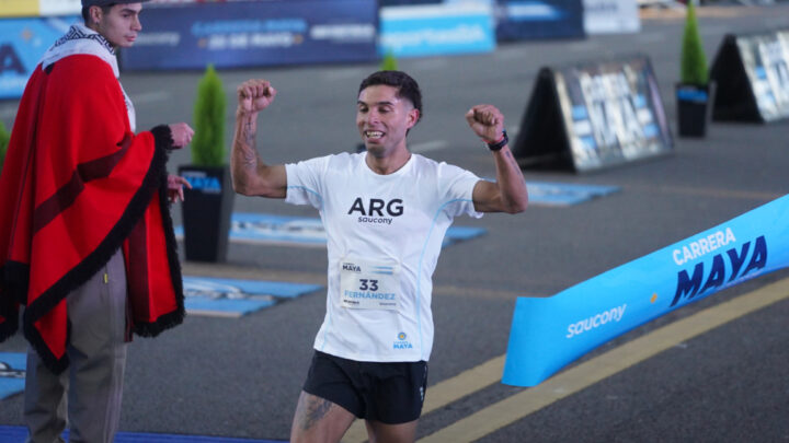 Enzo Fernández fue tercero en la maratón de las Fiestas Mayas 2024