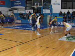 102_9785-300x225 Círculo Italiano no pudo entrar al Súper 4 y Alianza fue derrotado por Gimnasia
