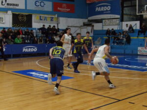 102_9786-300x225 Círculo Italiano no pudo entrar al Súper 4 y Alianza fue derrotado por Gimnasia