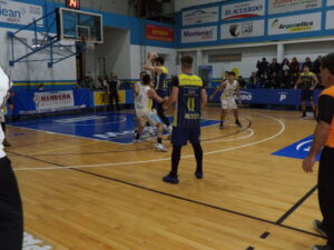 102_9787-300x225 Círculo Italiano no pudo entrar al Súper 4 y Alianza fue derrotado por Gimnasia