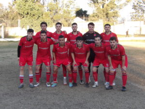 102_9841-300x225 Gran victoria de 9 de Julio ante Carabelas para abrochar la clasificación