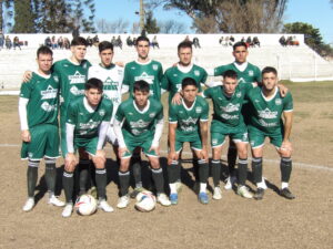 102_9980-300x225 Otro "Nuevejuliazo": con uno menos y 0-2, 9 de Julio se lo empató a Compañía