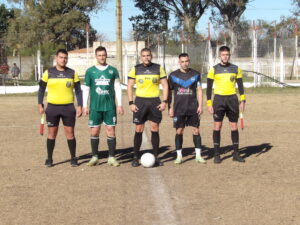 102_9983-300x225 Otro "Nuevejuliazo": con uno menos y 0-2, 9 de Julio se lo empató a Compañía