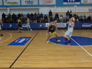 103_0128-300x225 Un inspirado Alianza tuvo a maltraer a Argentino: el "Blanco" debió trabajar duro para ganarlo