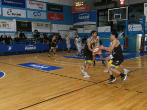 103_0130-300x225 Un inspirado Alianza tuvo a maltraer a Argentino: el "Blanco" debió trabajar duro para ganarlo