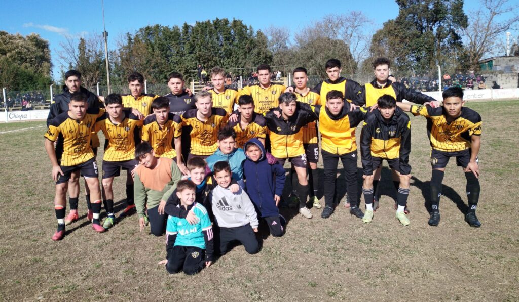 f34ef75d-9440-4646-91fe-4dfd34a78593-scaled-e1723415430320-1024x597 En Rojas, la ida de la final de Sub 23 terminó igualada entre El Huracán y Barracas