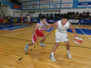 103_0159-300x225 Alianza volvió al triunfo de manera contundente y le quitó el invicto a Ricardo Gutiérrez