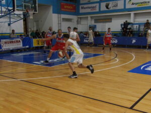 103_0161-300x225 Alianza volvió al triunfo de manera contundente y le quitó el invicto a Ricardo Gutiérrez