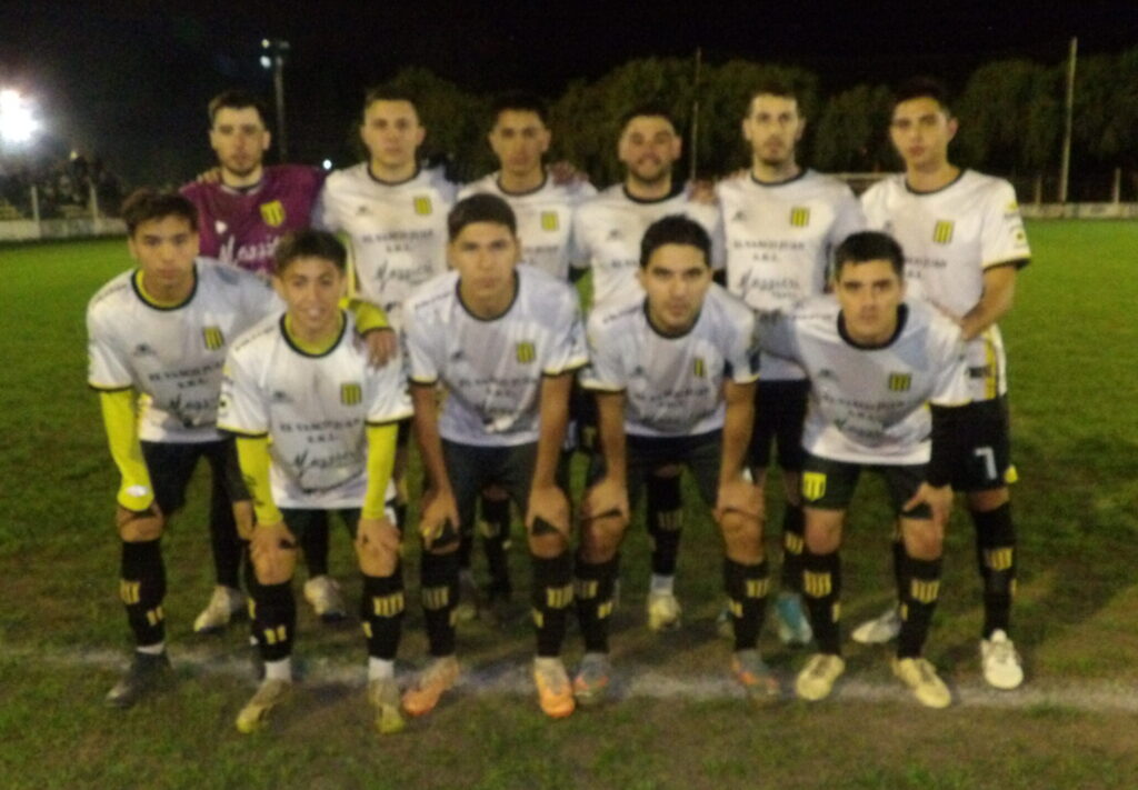 103_0296-scaled-e1726321950855-1024x711 De la mano del "inoxidable" Darío Villán, debut ganador para El Fortín en el "Coloso"