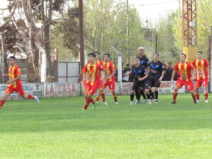 103_0392-300x225 Barracas también es líder e invicto: superó a 9 de Julio y alcanzó a Porteño en la cima