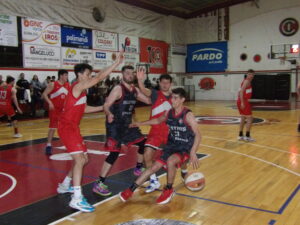 103_0524-300x225 Derrota de "Los Buitres" en las dos despedidas: de la temporada 2024 y la de "Juani" Gastambide