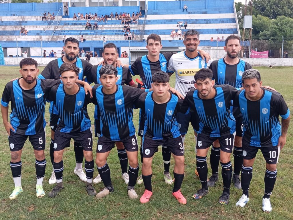 a85797c7-99e9-41c2-b5d0-db06a329e9a6-1024x771 Barracas sufrió una dura goleada ante Argentino de Pergamino por el Regional Federal